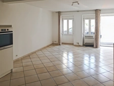 Maison à vendre 3 pièces  ()