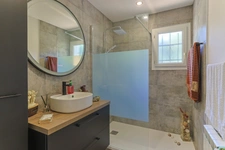 DANS LE CENTRE DE CASTELNAU LE LEZ (34) ,IDEAL PROJET FAMILIAL : MAGNIFIQUE BASTIDE AVEC JARDIN ET TERRAINS CONSTRUCTIBLES 