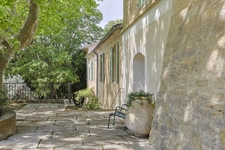 RARE : Offrez-vous une magnifique  Propriété ( mas de 10 pièces et 2.6 hectares de parc ) aux portes de SOMMIERES (30)