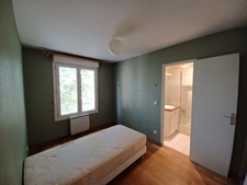 CENTRE MONTPELLIER PROCHE POLYGONE ET GARE : T4 DE 94 M²+TERRASSE DE 16M² +GARAGE FERME + CAVE !!
