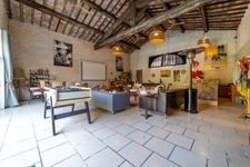 EXCEPTIONNEL ET RARE DANS LE CENTRE DE SOMMIERES : Maison de Maître avec Piscine   (30)
