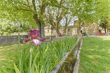 RARE : Offrez-vous une magnifique  Propriété ( mas de 10 pièces et 2.6 hectares de parc ) aux portes de SOMMIERES (30)
