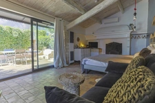 Magnifique PROPRIETE : Maison de Maître et  deux dépendances (  17 pièces / 400 m² )  située à VERARGUES (34) DEDIEE A UN PROJET FAMILIAL ET / OU LOCATIONS SAISONNIERES DE LUXE