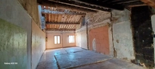 RARE : PLATEAU A RENOVER AU 3 ème Etage dans Immeuble Particulier( le Centre  SOMMIERES (30))