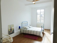 Dans un Hôtel Particulier au centre de Sommières : Appartement Bourgeois refait à neuf  !