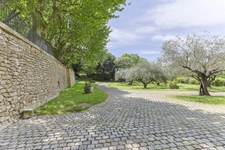RARE : Offrez-vous une magnifique  Propriété ( mas de 10 pièces et 2.6 hectares de parc ) aux portes de SOMMIERES (30)