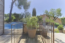 Magnifique PROPRIETE : Maison de Maître et  deux dépendances (  17 pièces / 400 m² )  située à VERARGUES (34) DEDIEE A UN PROJET FAMILIAL ET / OU LOCATIONS SAISONNIERES DE LUXE