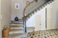 Magnifique PROPRIETE : Maison de Maître et  deux dépendances (  17 pièces / 400 m² )  située à VERARGUES (34) DEDIEE A UN PROJET FAMILIAL ET / OU LOCATIONS SAISONNIERES DE LUXE