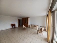 CENTRE MONTPELLIER PROCHE POLYGONE ET GARE : T4 DE 94 M²+TERRASSE DE 16M² +GARAGE FERME + CAVE !!