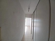 CENTRE MONTPELLIER PROCHE POLYGONE ET GARE : T4 DE 94 M²+TERRASSE DE 16M² +GARAGE FERME + CAVE !!