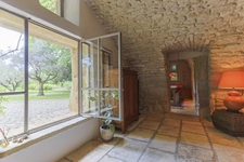 RARE : Offrez-vous une magnifique  Propriété ( mas de 10 pièces et 2.6 hectares de parc ) aux portes de SOMMIERES (30)