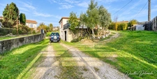 Maison à vendre 4 pièces SAINT JEAN D'ANGELY (17) CŒUR DE VILLE – MAISON AVEC JARDIN ET SOUS-SOL TOTAL – FORT POTENTIEL