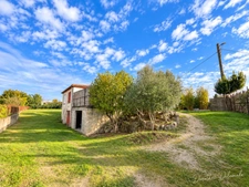 Maison à vendre 4 pièces SAINT JEAN D'ANGELY (17) CŒUR DE VILLE – MAISON AVEC JARDIN ET SOUS-SOL TOTAL – FORT POTENTIEL