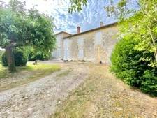 Maison à vendre 0 pièces VALLANS (79)Domaine de caractère à réinventer – près de 1,4 ha – Proche Niort / Marais poitevin / La Rochelle
