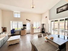 Dpt  (79), à vendre Immobilier 220 m² Dépendances, Terrain
