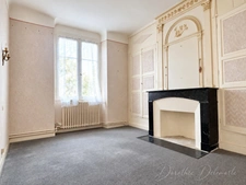 Maison à vendre 20 Pièces 700 m² VALLANS (79) Gentilhommière XVIIIᵉ – Domaine de caractère esprit château – env. 700 m² sur 1,4 ha