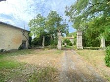 Maison à vendre 20 Pièces 700 m² VALLANS (79) Gentilhommière XVIIIᵉ – Domaine de caractère esprit château – env. 700 m² sur 1,4 ha