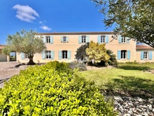 Maison à vendre 10 pièces Essouvert (17) 408 m² AVEC PISCINE – VUE CAMPAGNE – ENTRE SAINT-JEAN-D’ANGÉLY ET SURGÈRES