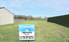 Terrain à vendre  SAINT MARD (17) terrain à bâtir 320 m² proximité SURGERES