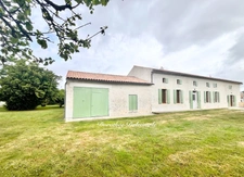 Maison à vendre 7 pièces + dépendance SAINT CIERS DU TAILLON (17)