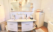 Maison à vendre 6 pièces LA JARRIE AUDOUIN (17)Maison de plain-pied 170 m² Garage: Volume, Lumière et Sérénité