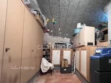 SAINT CERGUES (74) à vendre 7 pièces avec un espace indépendant 194,26m² + 140m² d’annexes dont une bâtisse indépendante, piscinable au calme vue lac 