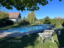 Maison SCIEZ (74), Maison 4 chambres avec piscine et vue lac - sous-sol, double garage, terrain, calme. Un cadre de vie très agréable !