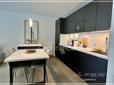 for sale 2-bedroom apartment 67m², balcony Thonon (74)