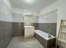 Appartement à vendre 2 pièces SCIEZ (74), 40m, 3ème étage, parking, cave