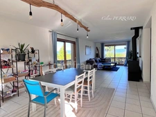 Maison SCIEZ (74), Maison 4 chambres avec piscine et vue lac -DPE D, sous-sol, double garage, terrain, calme. Un cadre de vie très agréable !
