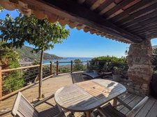 Dpt Corse du Sud (20), à vendre à Tizzano, Villa de charme 180 m² - Terrain de 1 000 m² avec dépendance et piscine 