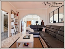 Renovated 185m² house + 1000m² garden + independent 2-room apartment + swimming pool – Valence-d'Agen