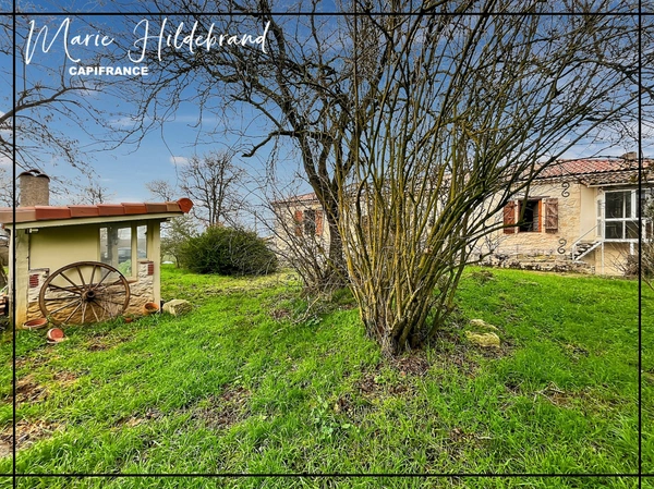 Maison en pierre familiale de 245m² - jardin de + de 1600m² - 4 chambres