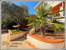 Renovated 185m² house + 1000m² garden + independent 2-room apartment + swimming pool – Valence-d'Agen