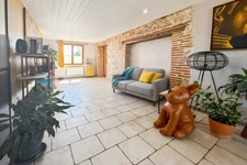 VALENCE D’AGEN – Maison 127 m² – Lumineuse – Espaces Atypiques – Jardin et Double Garage