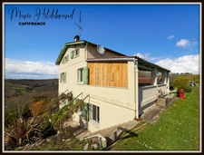 Character house + swimming pool + panoramic view + outbuildings – potential for a gîte – Tarn-et-Garonne (82)