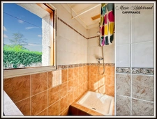 House with garden, not overlooked – village center – 2 bedrooms + office