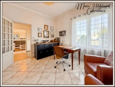 Renovated 185m² house + 1000m² garden + independent 2-room apartment + swimming pool – Valence-d'Agen