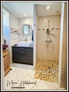 Luxury property in the countryside – Elegance and space in the countryside – 390 m² of living space – agricultural land