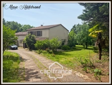 Maison de Caractère – 290 m², 8 Chambres, Jardin 7500 m², Vue Imprenable