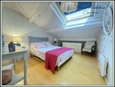 Maison en pierre de plus de 220m² - 5 chambres - jardin, piscine, dépendances - 3600m²