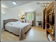 Stone house of over 210m² - 5 bedrooms - garden, swimming pool, outbuildings - 3600m²