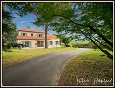 Maison familiale – 200 m² – 5 chambres – jardin de plus de 3800m² 