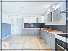 Maison familiale de 212m² avec jardin 1200m² et piscine - 6 chambres