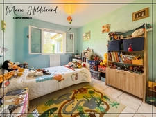 Family bungalow with heated veranda and swimming pool – 4 bedrooms + office – sought-after area of Bon-Encontre