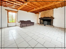 Maison en pierre familiale de 245m² - jardin de + de 1600m² - 4 chambres