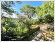 Luxury property in the countryside – Elegance and space in the countryside – 390 m² of living space – agricultural land