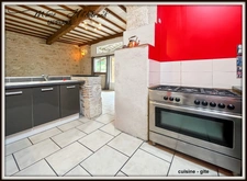 Maison avec gite ensemble habitable de 188m² - piscine - jardin au calme