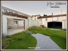 115m² HOUSE COMPLETELY RENOVATED WITH COURTYARD & PARKING – IN THE HEART OF LAMAGISTÈRE