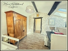 Maison en pierre de plus de 220m² - 5 chambres - jardin, piscine, dépendances - 3600m²